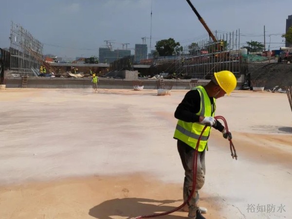 丙烯酸鹽噴膜防水材料廠家怎么選？中大型工程采購指南